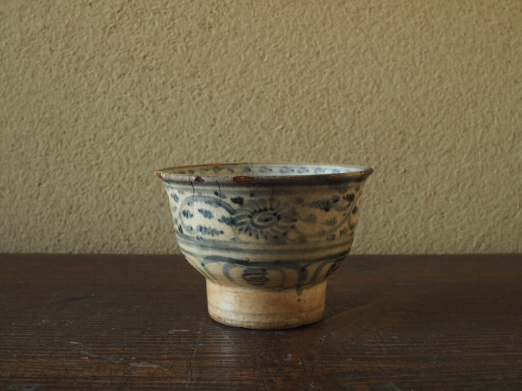 安南染付茶碗 | 古美術いもと 安南染付茶碗 | 古美術いもと