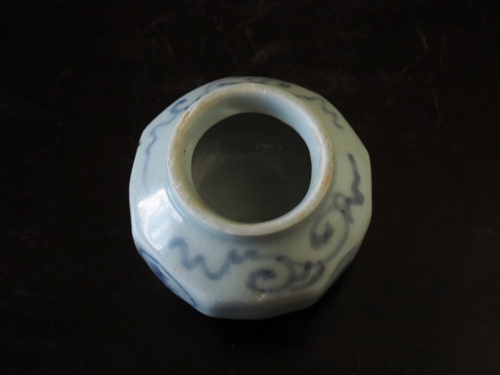 李朝面取小壺 – 古美術いもと