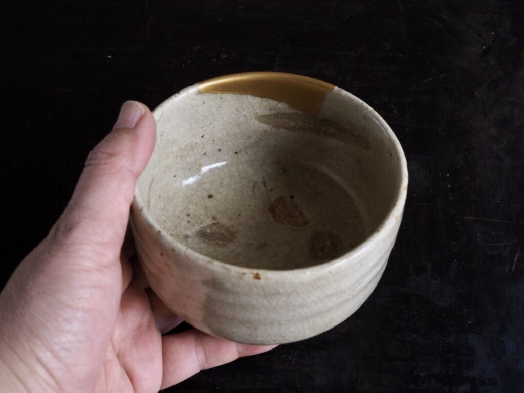 無地志野筒茶碗 | 古美術いもと